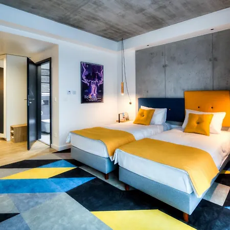 Lwowska 1 Apart Otel 4*