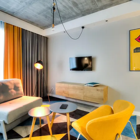 Apart Otel Lwowska 1 4*