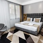 Lwowska 1 Aparthotel 4*