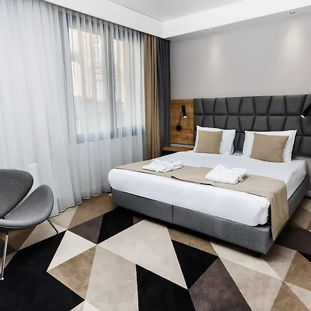 Lwowska 1 Aparthotel 4*