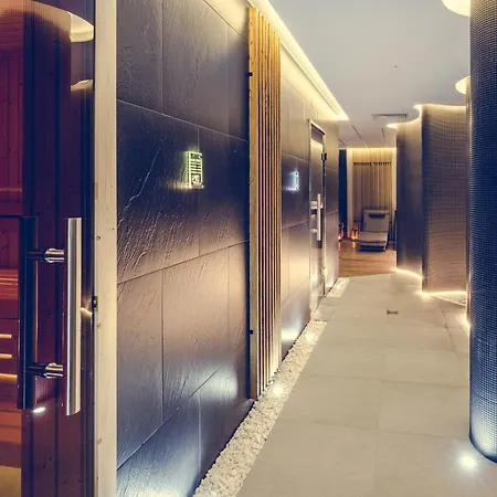 Lwowska 1 4* Krasków