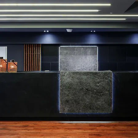 Lwowska 1 Apart-hotel 4*