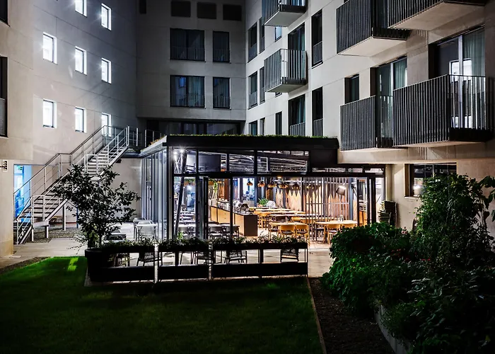 Aparthotel Lwowska 1 4*