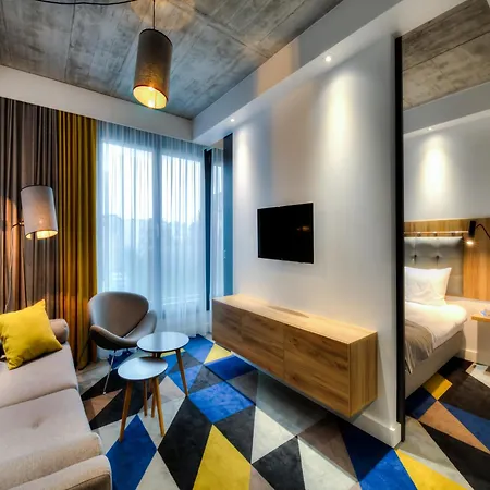 Lwowska 1 4* كراكوفيا